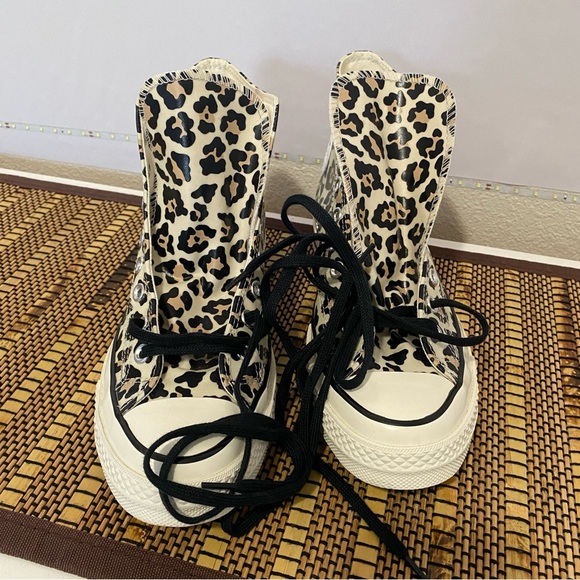 Converse Chuck 70 Glow-In-The-Dark Leopard Print Unisex M8.5 W10.5 Retro - Picture 9 of 10